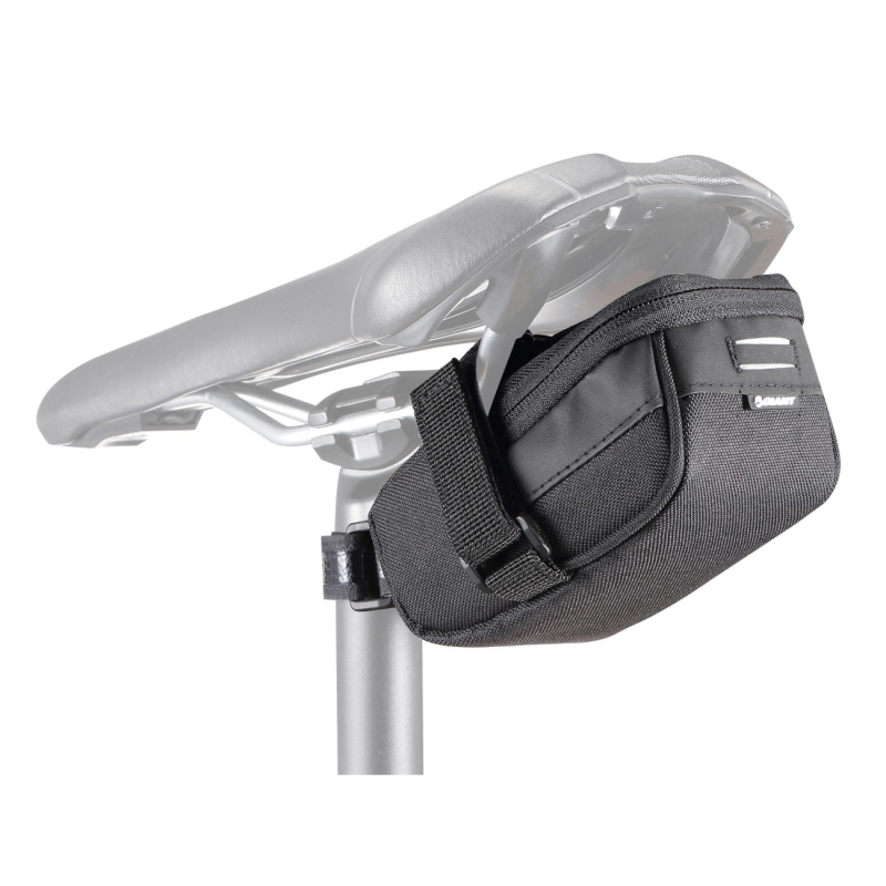 Sadulakott GIANT SHADOW ST, S (0,5 L) ,must